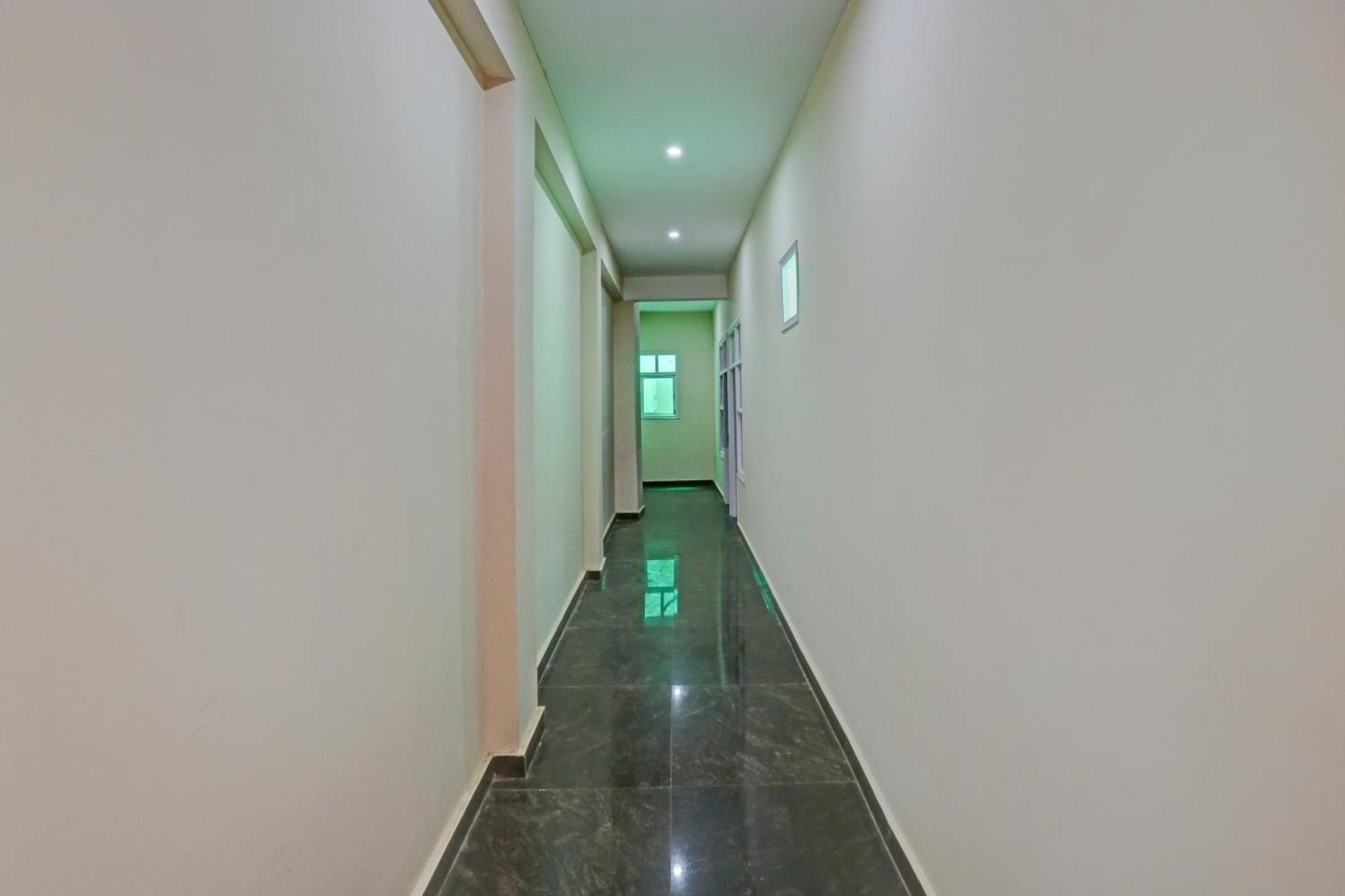 גורגאון Hotel O Arya Residency מראה חיצוני תמונה